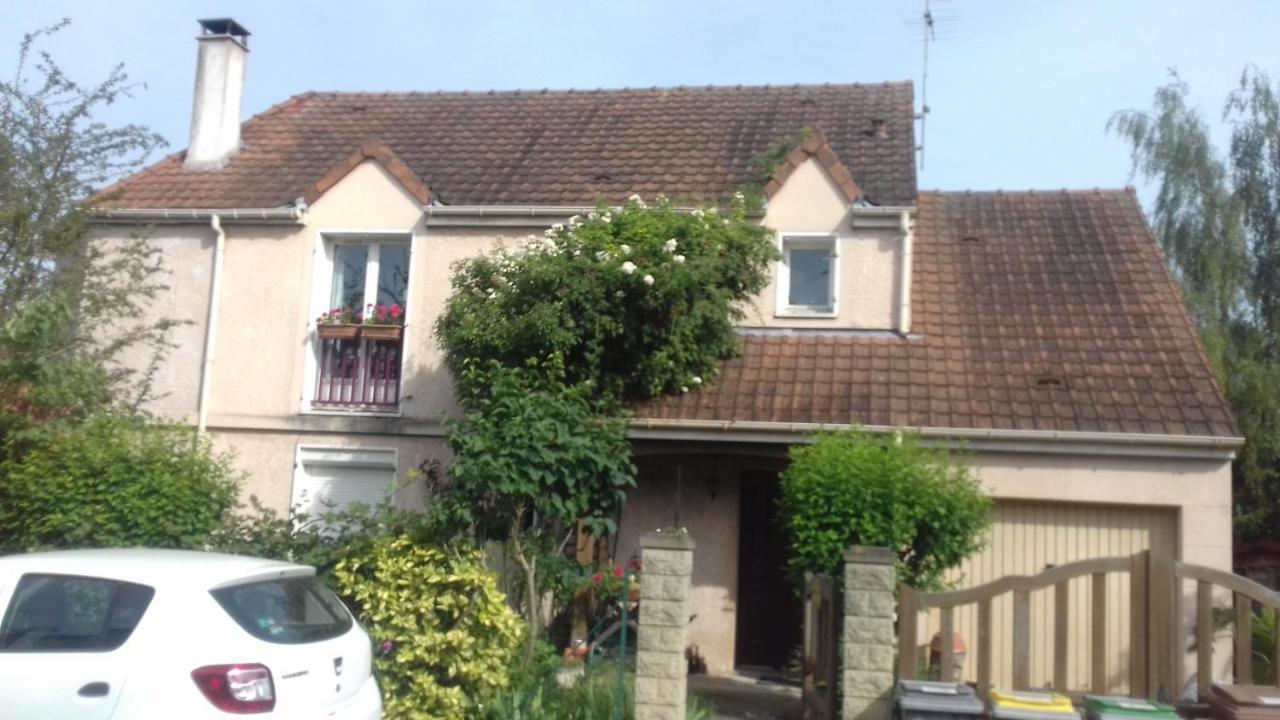 Chambres D'Hotes Du Port Aux Cerises Vigneux-sur-Seine Exteriör bild