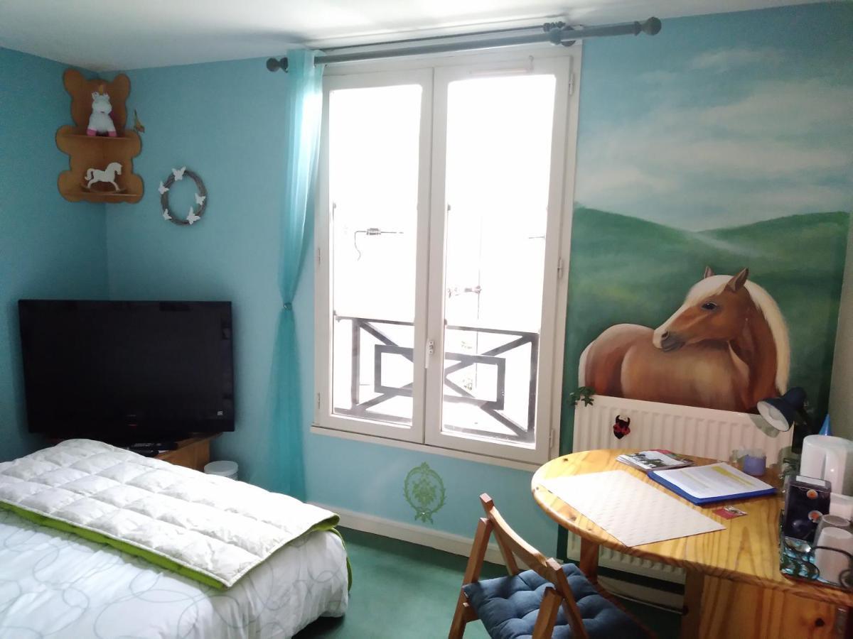 Chambres D'Hotes Du Port Aux Cerises Vigneux-sur-Seine Exteriör bild